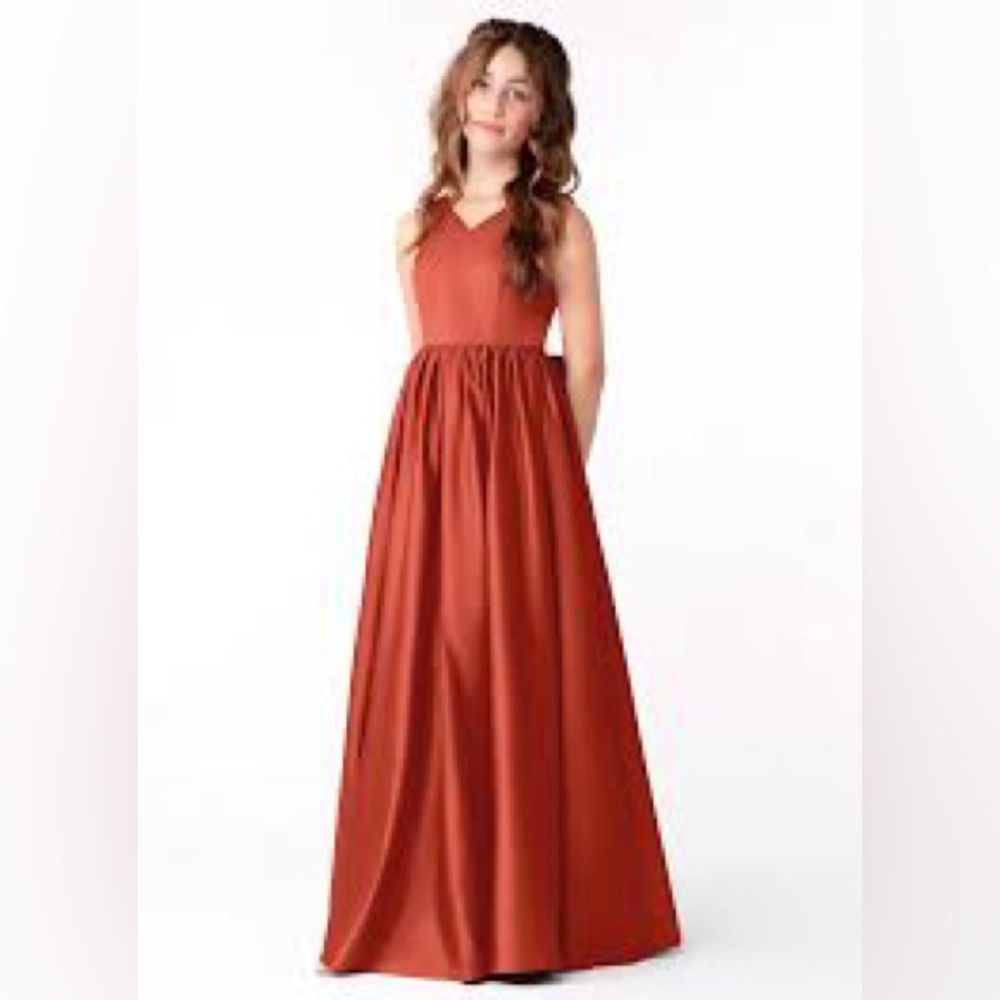 NWT Alfred Sung formal elegant auburn gown in a Sz 16 wedding party event
